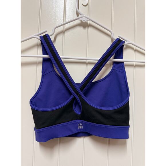 Victoria Secret Sport Sports Bra Criss Cross back  Size Small - Picture 3 of 3